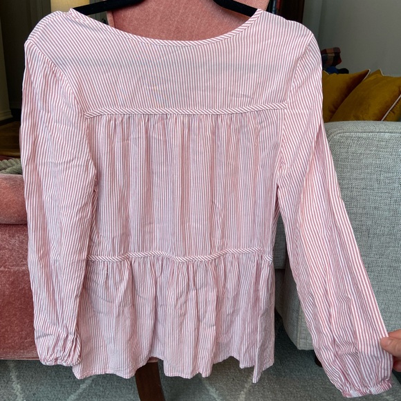 Women’s striped tiered blouse - Picture 2 of 2